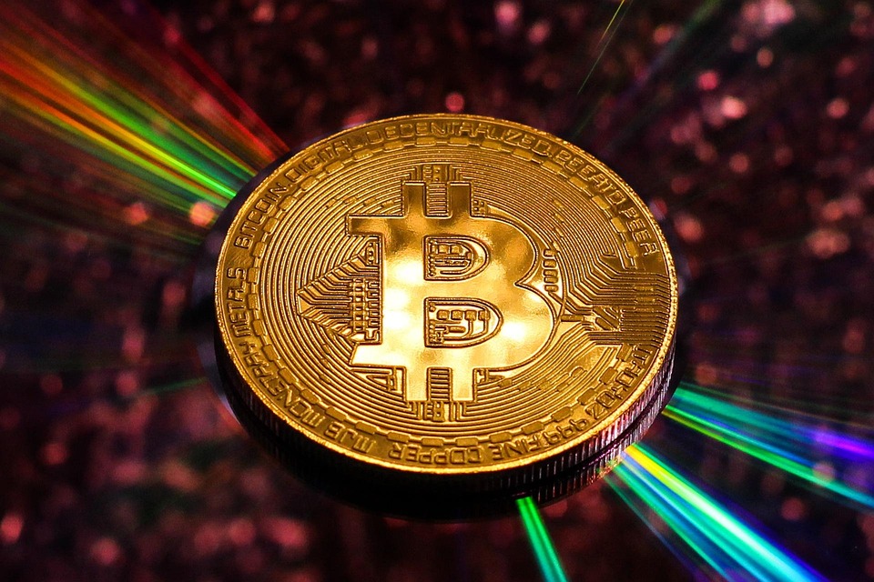 Bitcoin Tumbles to 4-Month Low as Correction Continues